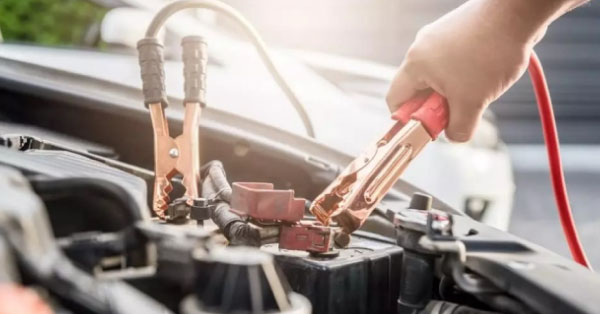 nắng nóng ảnh hưởng đến ắc quy như thế nào