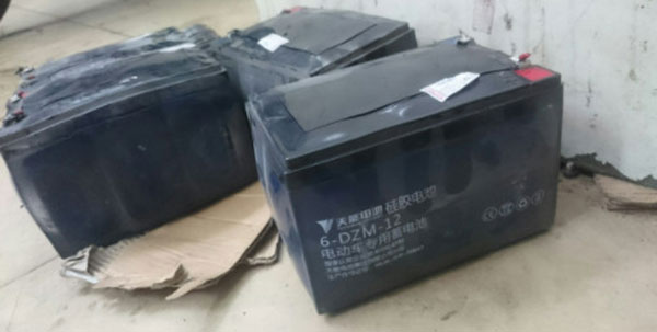 nguyên nhân khiến ắc quy điện bị phồng